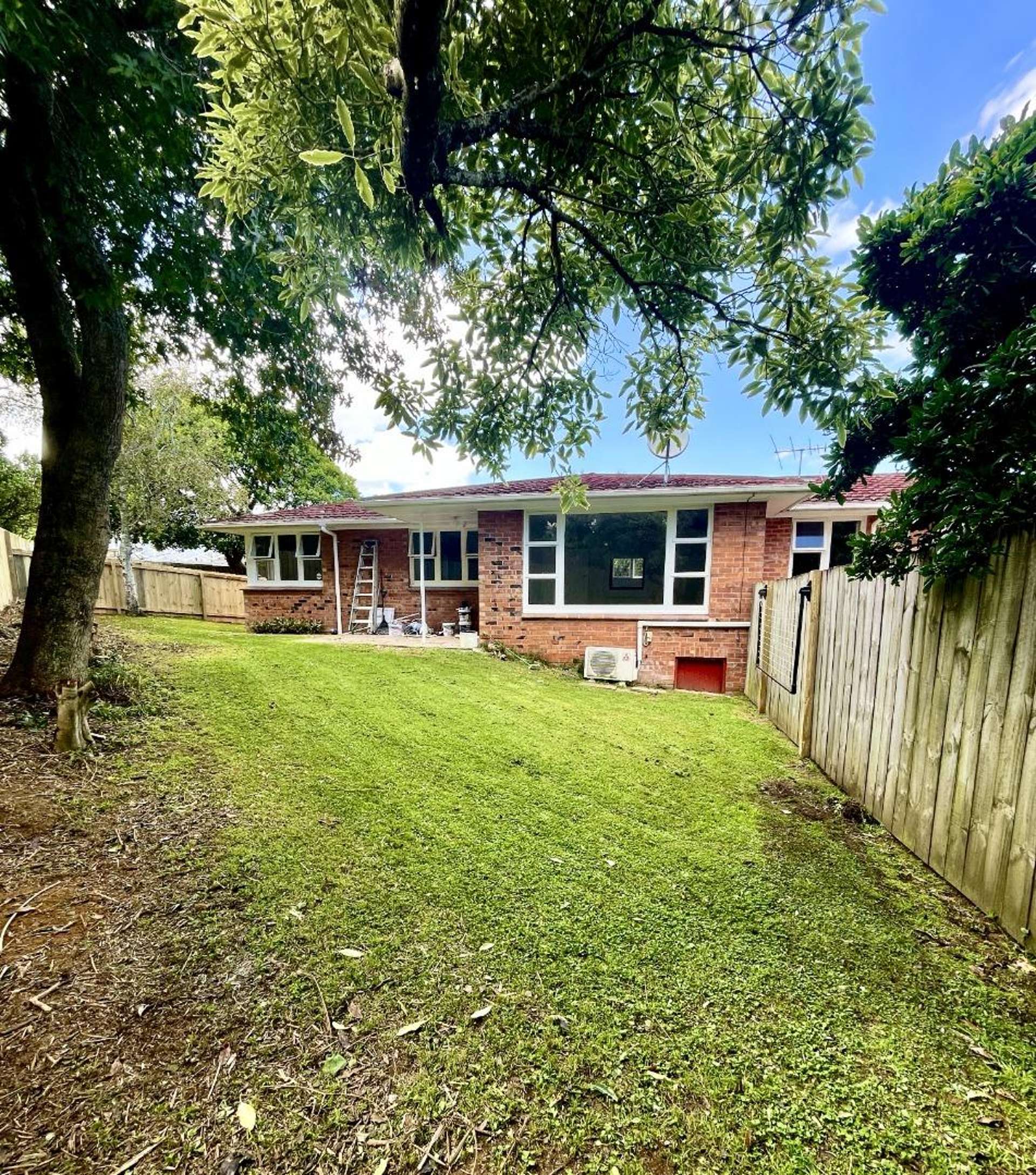 1/9a Dornwell Road Three Kings_0