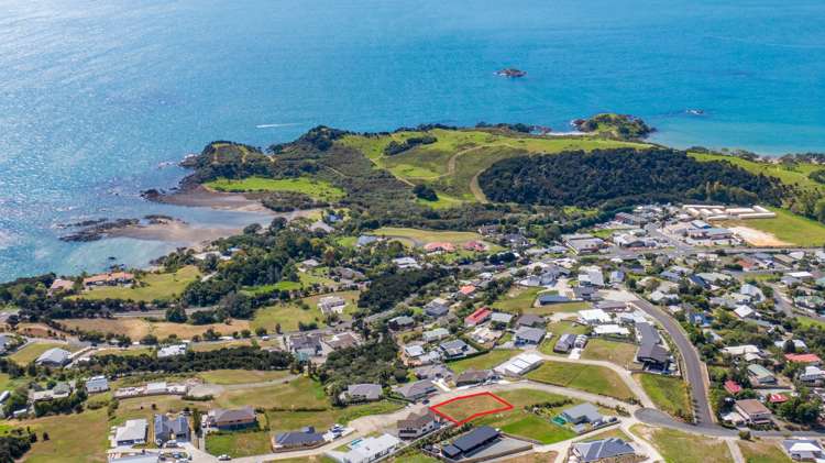 23 Eagles Way Cable Bay_11