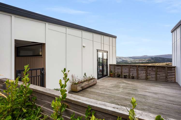 36 Red Beech Avenue Woodridge_10