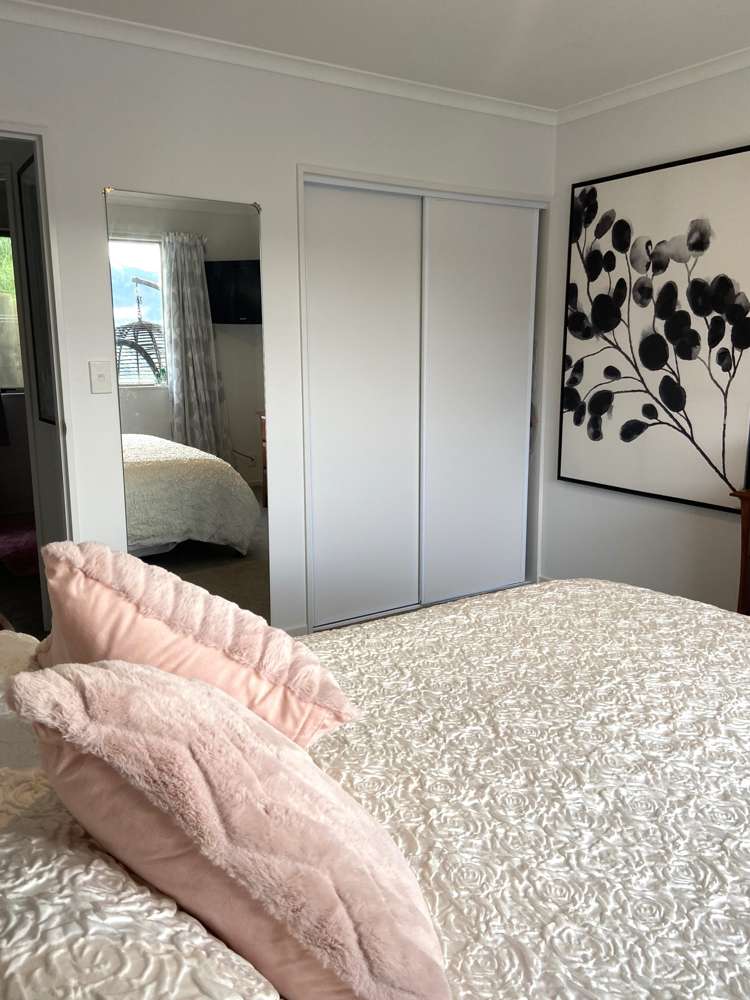 33a Saint Lawrence Street Toi Toi_5