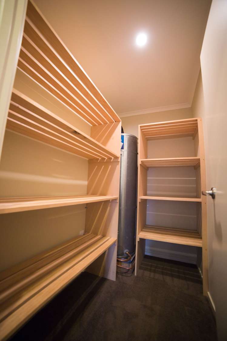 19 Broughton Place Te Anau_15