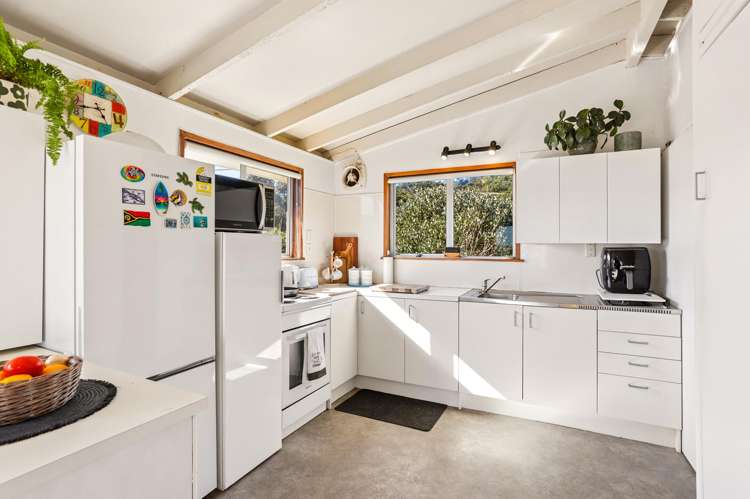 351 Motutara Road Muriwai_20