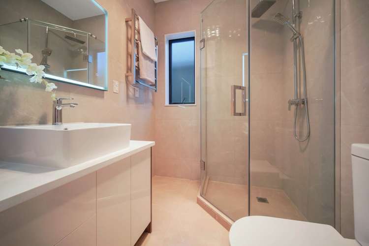 7 Uru Drive Flat Bush_29