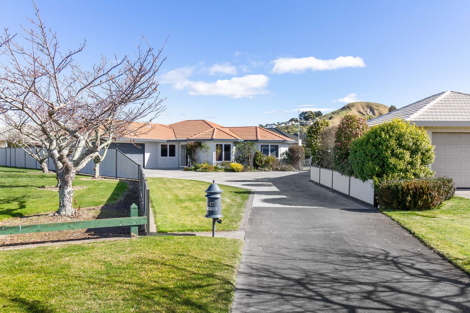 17 Knightsbridge Place Taradale_0