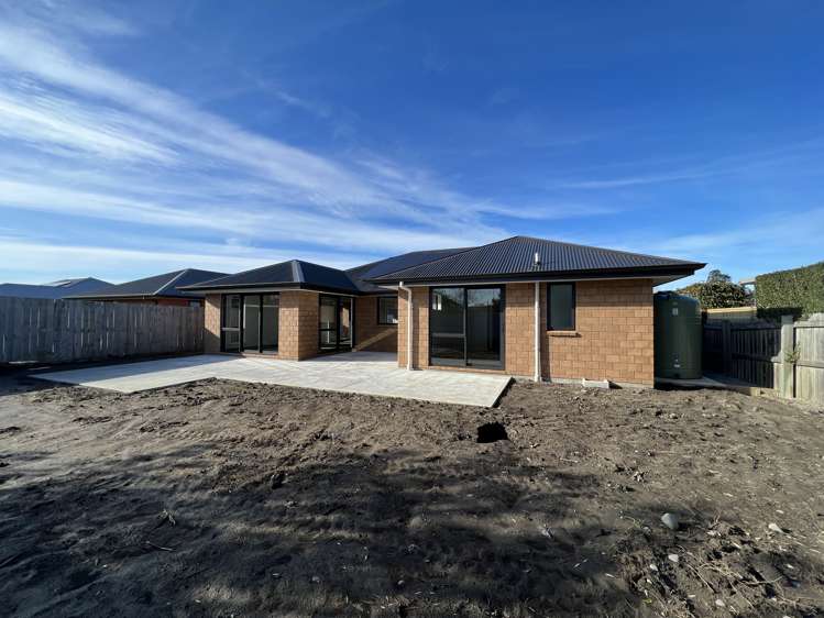 29 Geoff Geering Drive Netherby_15