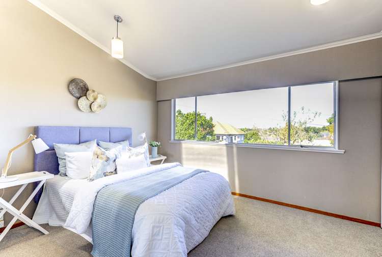 15 Naylor Street Hamilton East_9