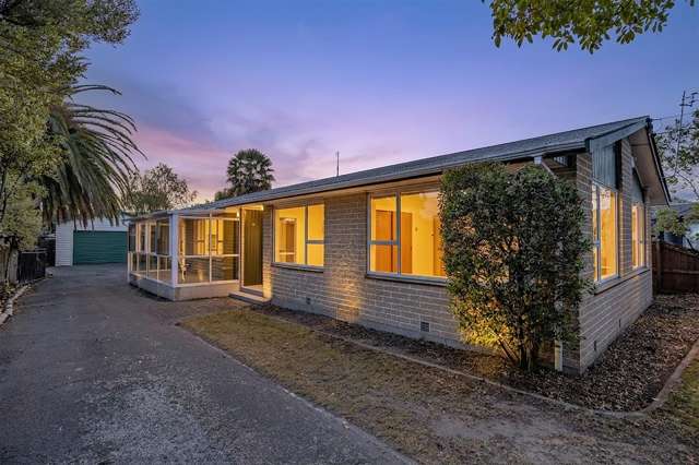 Great Opportunity! Avonside & Shirley Boys Zoned