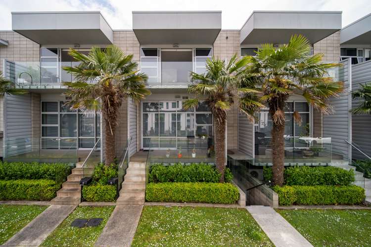 371 Murphys Road Flat Bush_9