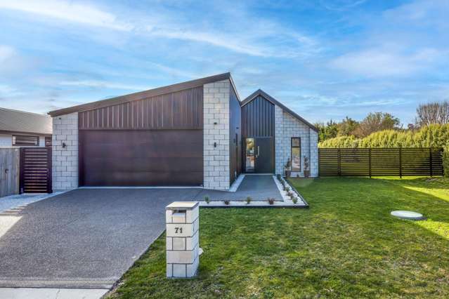 71 Courage Road Amberley_1