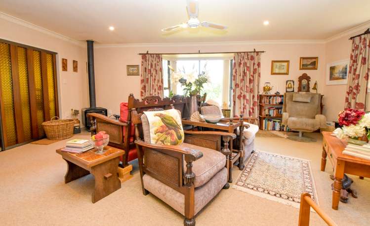 6 Chisholm Place Carterton_9