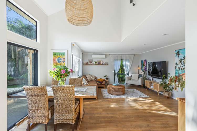 2/67 Donald Street Stanmore Bay_6