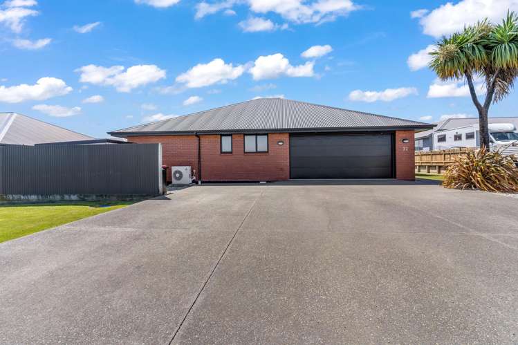 32 Welsh Road Winton_16