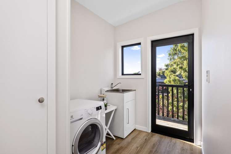 167 Soleares Avenue Mt Pleasant_19