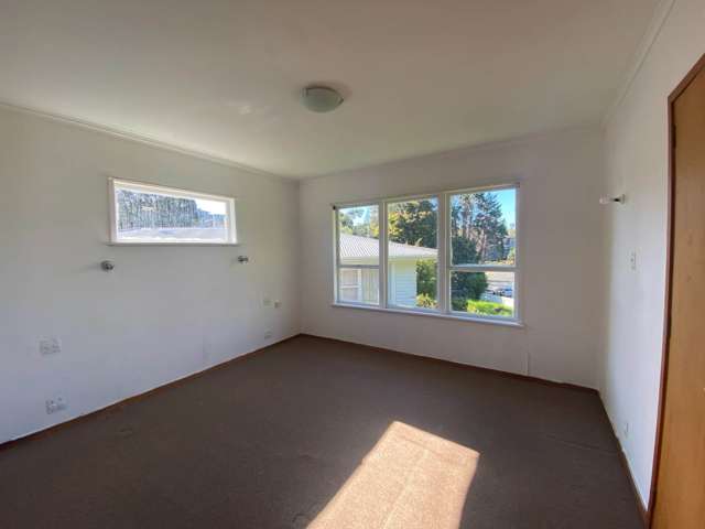 25 Commodore Drive Lynfield_1