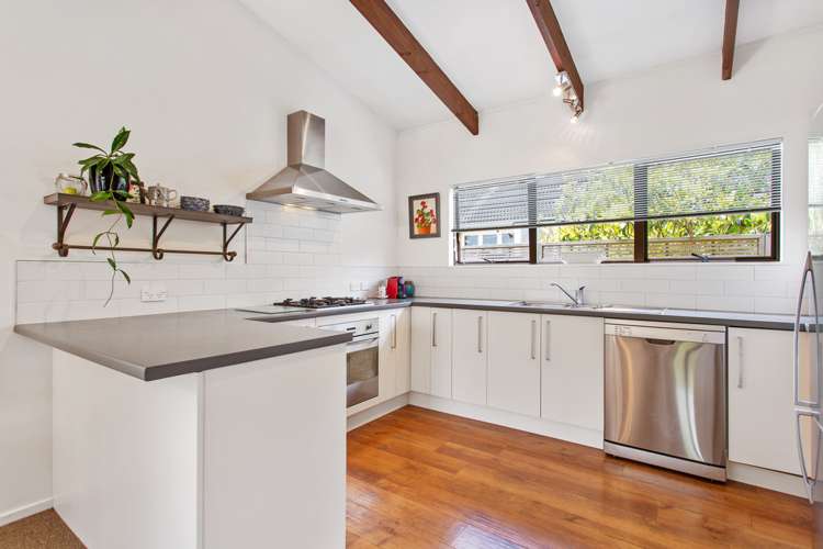 2/32 Alford Street Waterview_7