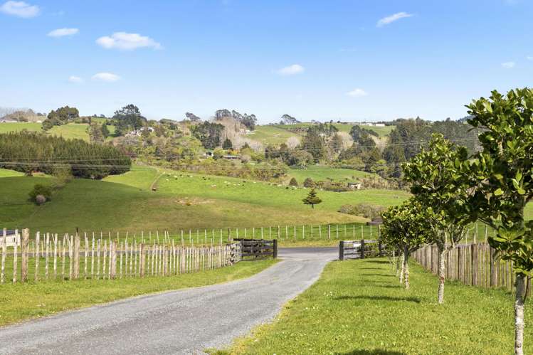 133 Heald Road Hunua_11