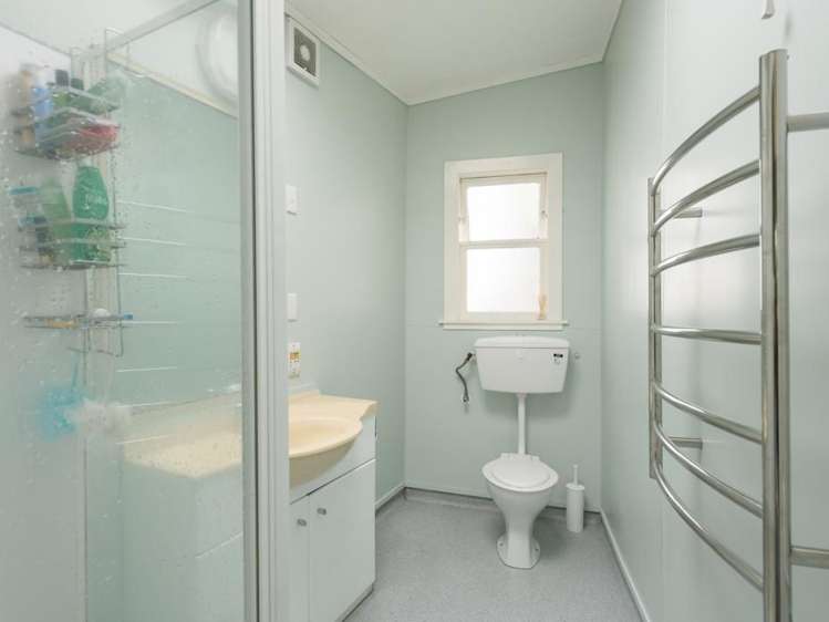 67 Nairn Street Mount Cook_9