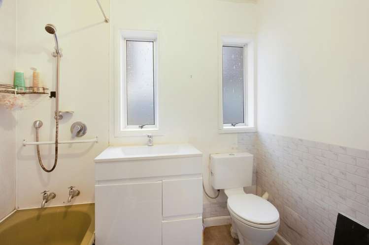 3/10 Lane Street Woolston_8