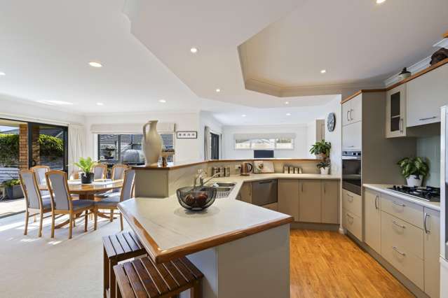 6 Royal Heights Glen Avon_1