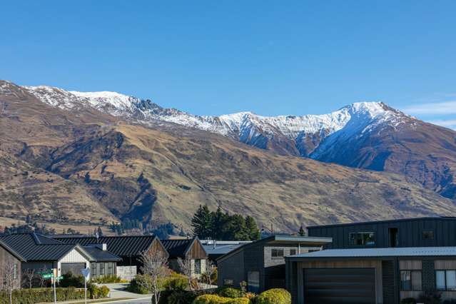 32 Marjon Drive Wanaka_1