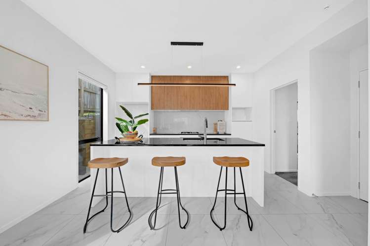 6B Dalwhinnie Parade Highland Park_9