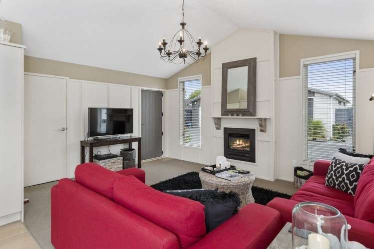 18 The Glade Papamoa_13