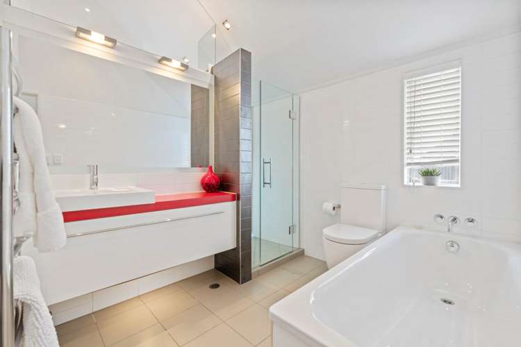 32a Saint Vincent Avenue Remuera_12