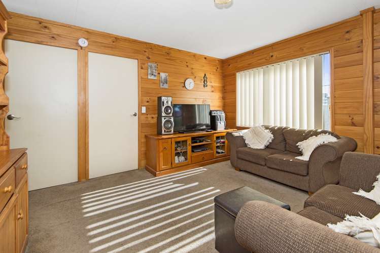 26 Sutton Crescent Papakura_24
