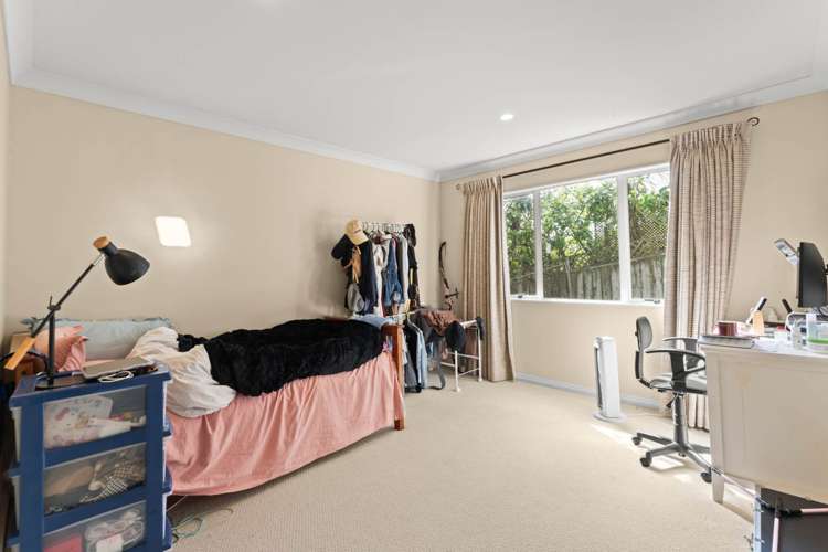 8 Ridge Valley Drive Browns Bay_12