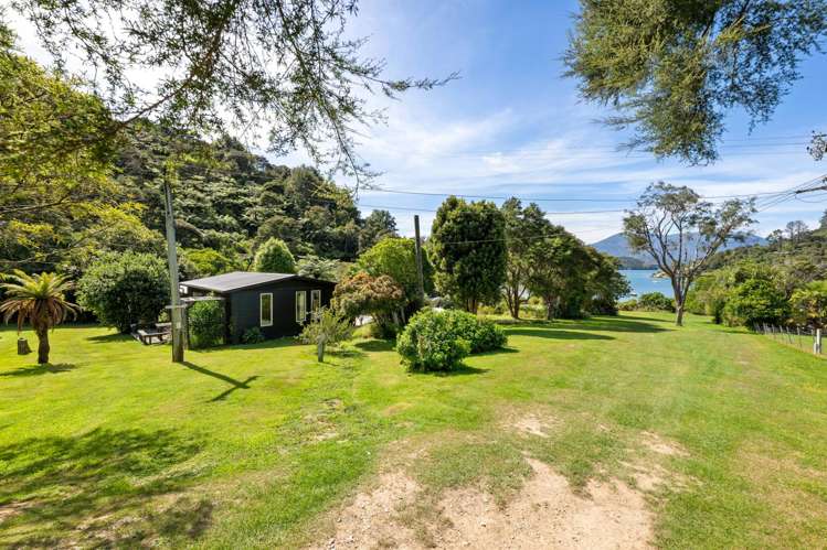 Lochmara Bay Lochmara Bay_20