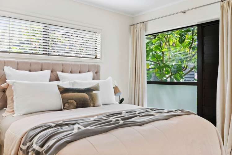 2/73 Long Drive Saint Heliers_19