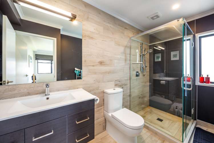 2a Parkview Drive Gulf Harbour_11