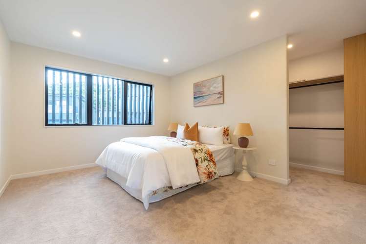 2 Humenga Place Long Bay_26