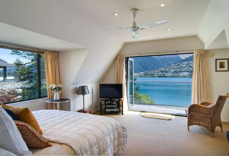 615 Peninsula Road Kelvin Heights_18