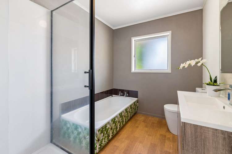 2/6A Abercrombie Street Howick_17