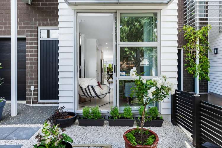 76 Bomb Point Drive Hobsonville Point_3