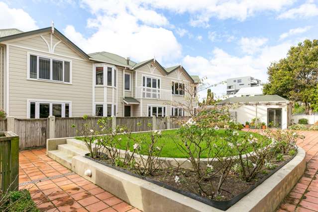 Opportunity Knocks l BEO$599,995