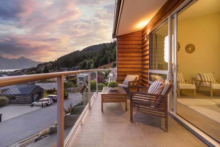 8 Stone Ridge Place Queenstown_21