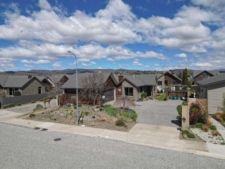 35 Larch Crescent Alexandra_1