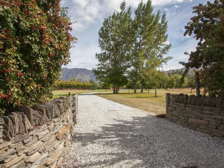 319 Lower Shotover Road Speargrass Flat_24