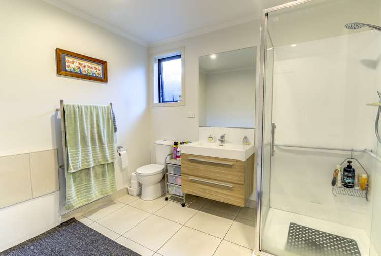 16 Taotahi Avenue Dinsdale_8