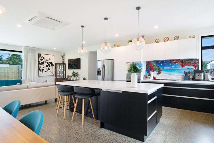 3 Shamrock Lane Te Atatu Peninsula_21