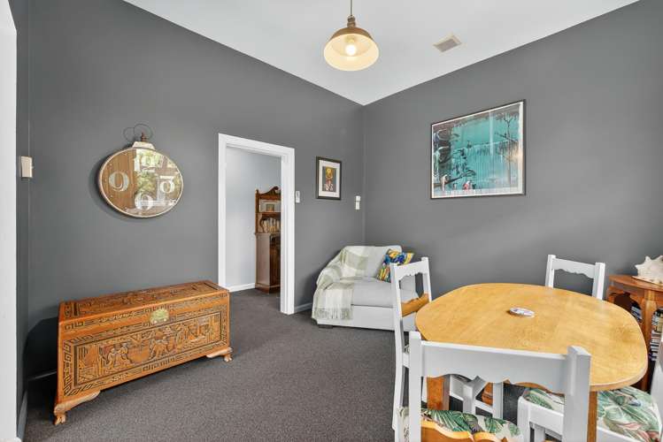 97 Wildberry Street Woolston_11