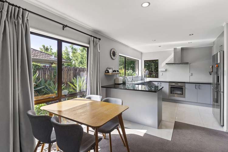 2/17 Seneca Court Golflands_11