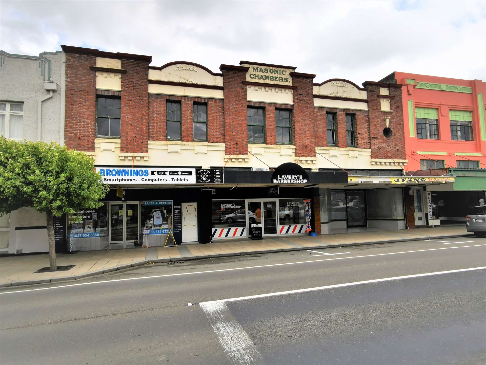 48 - 52 High Street Dannevirke_0