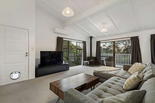 2/30a Verbena Road Birkdale_1