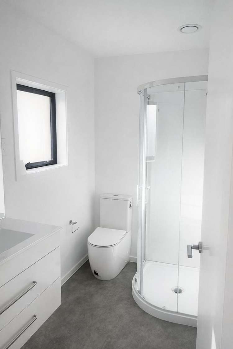 5 Dee Place Torbay_4