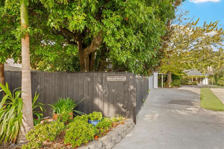 38A The Circle Manly_16