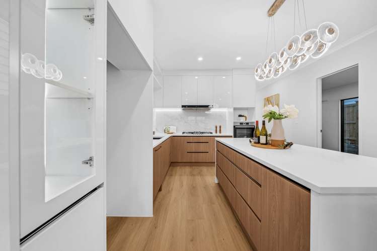 21 Obelus Road Flat Bush_11