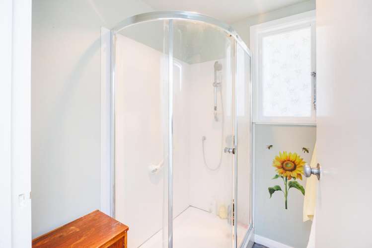 11 Hendon Place West End_12